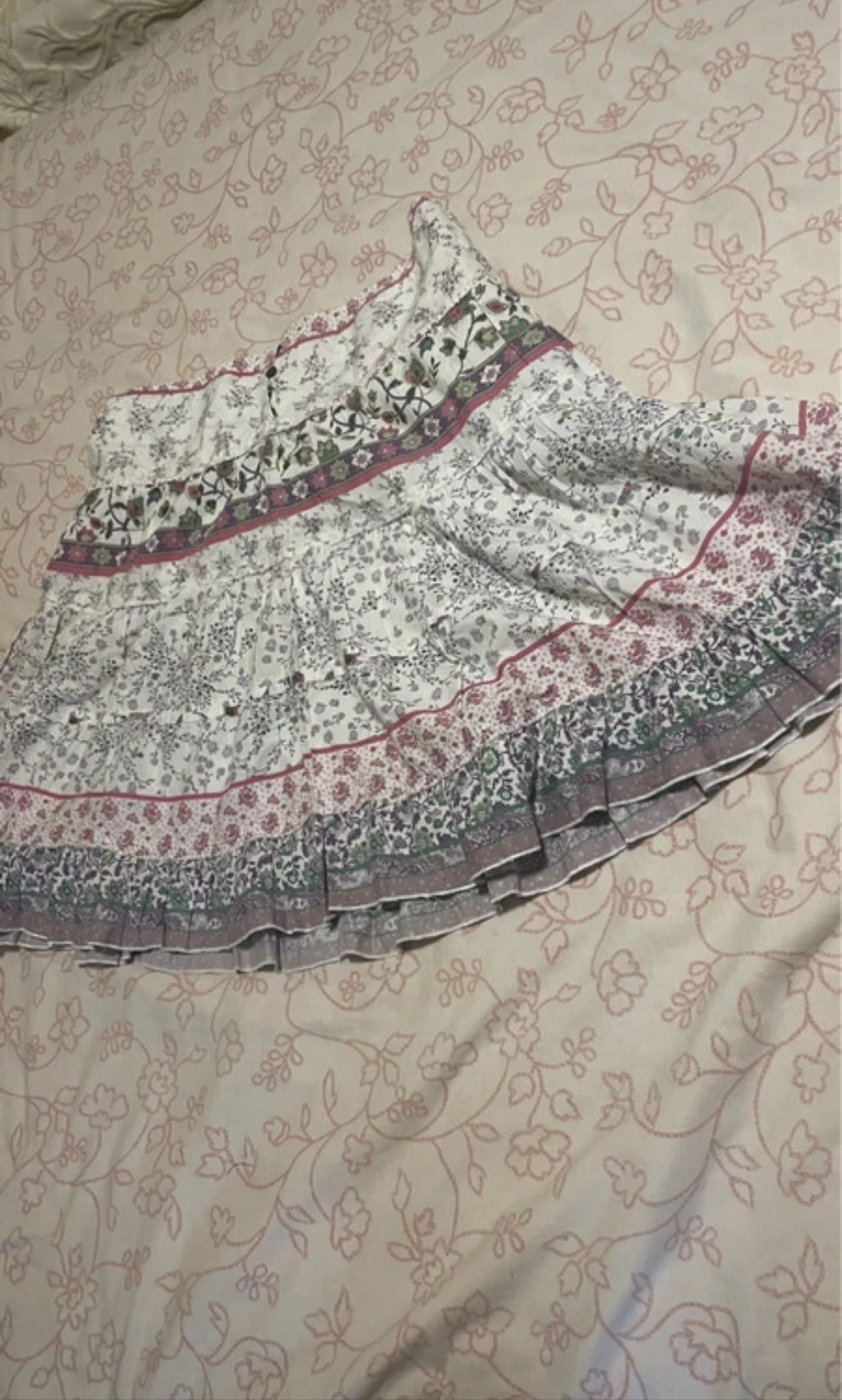 Falda Corta Stradivarius de Volantes con Estampado Floral Boho – photo 7